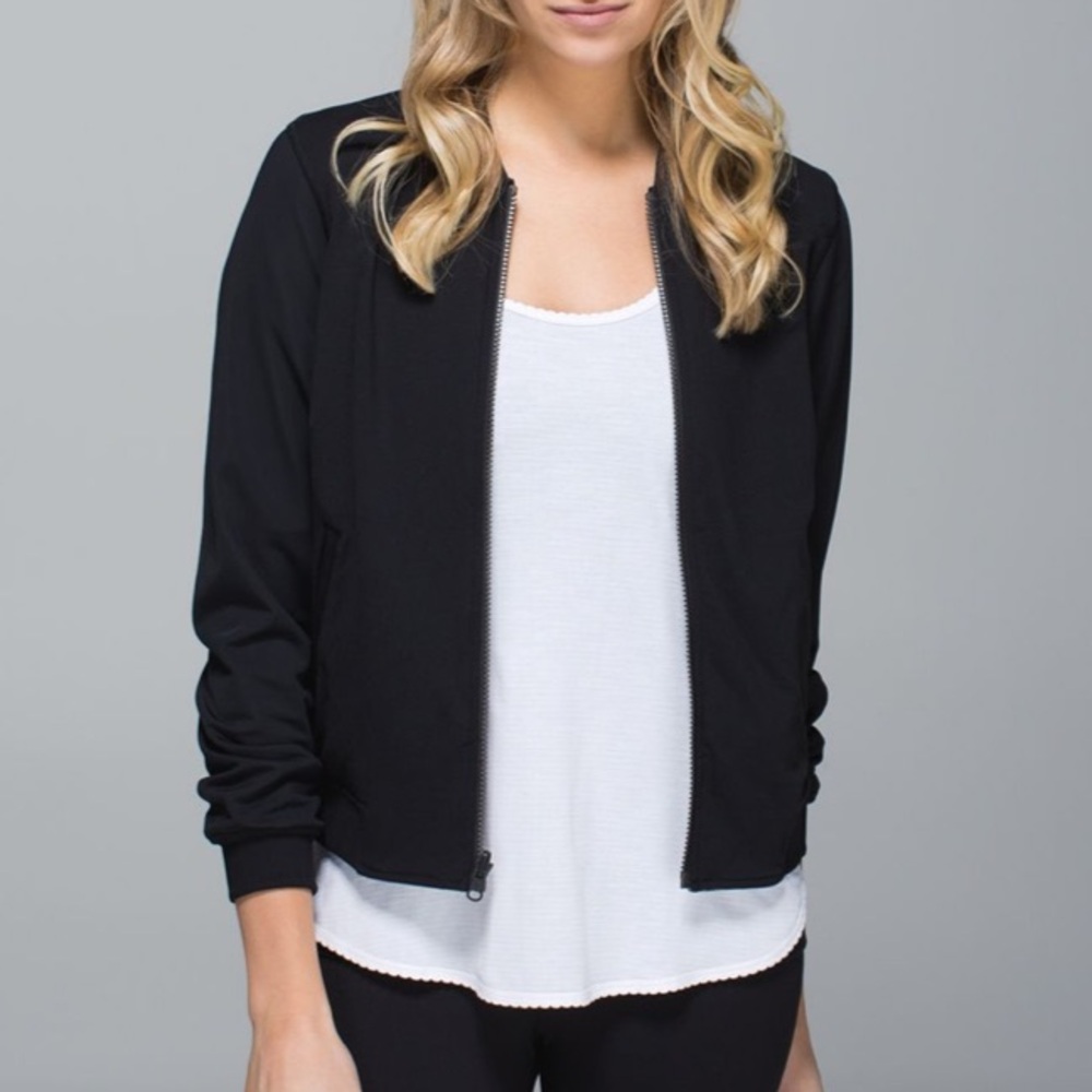 Lululemon Party Bomb Jacket